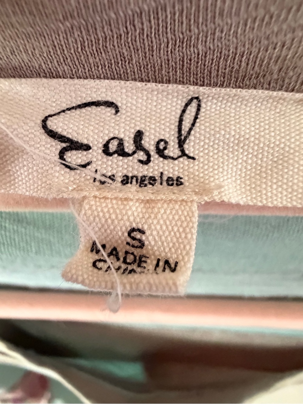 easel pastel mint and blush clothing tag - Picture 4 of 5